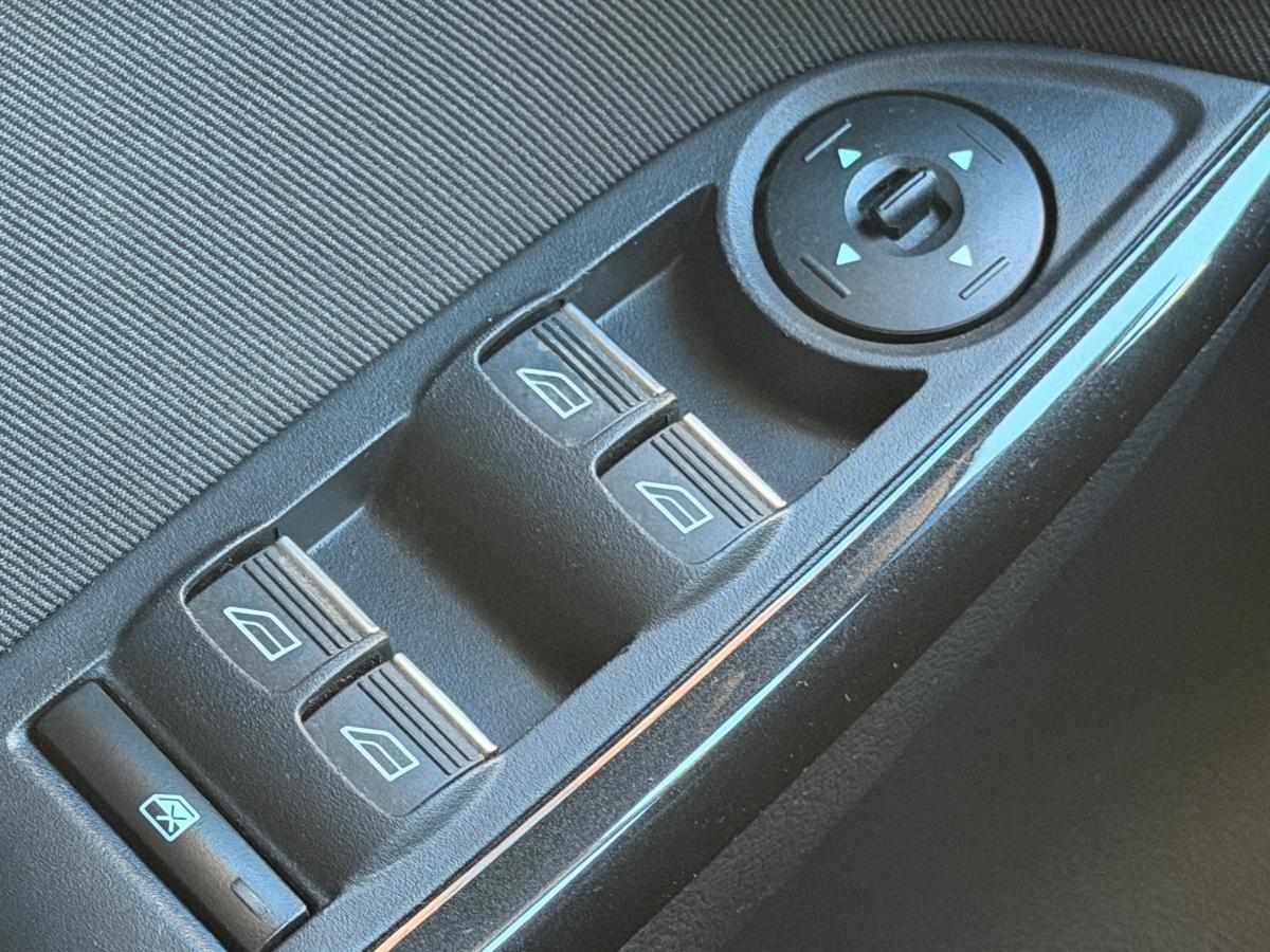 ford-focus-sw-2016-gasolina-999cc
