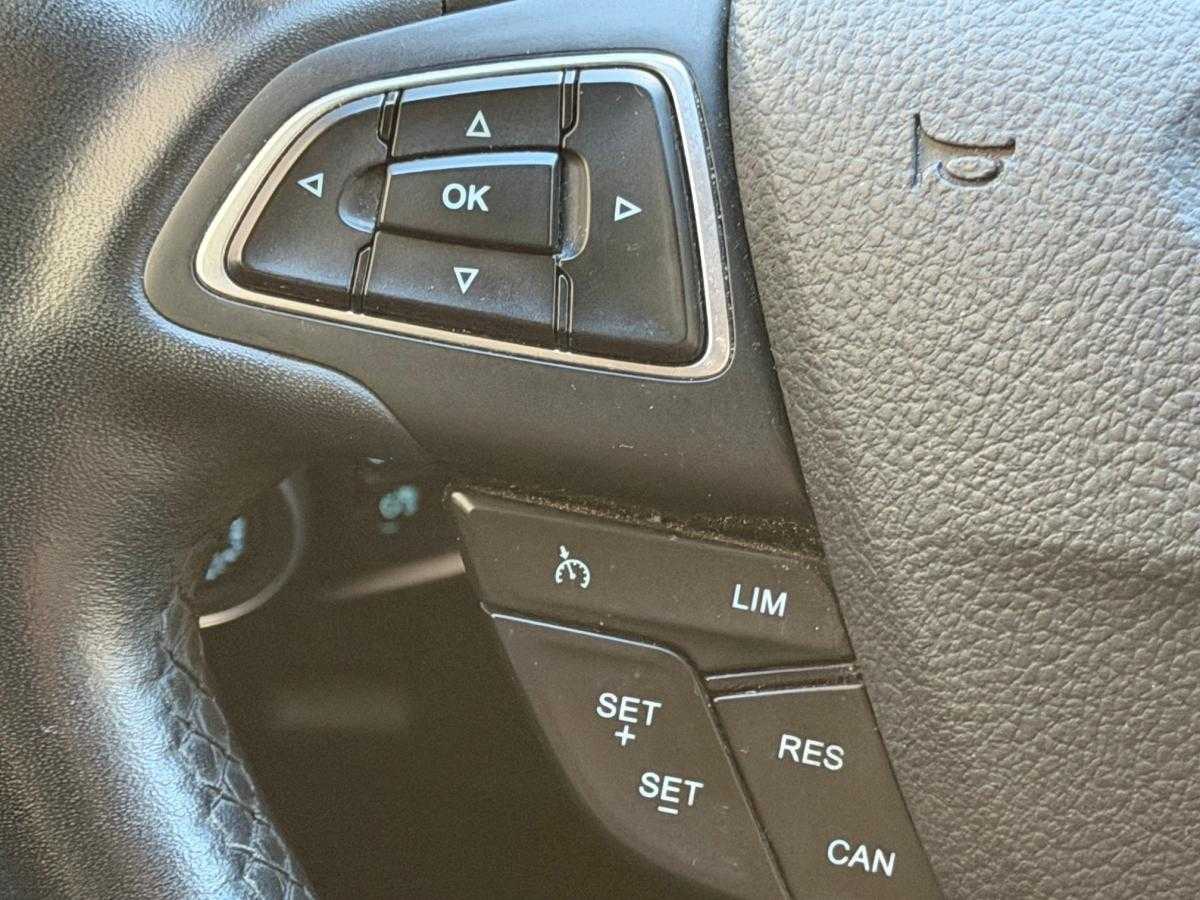 ford-focus-sw-2016-gasolina-999cc