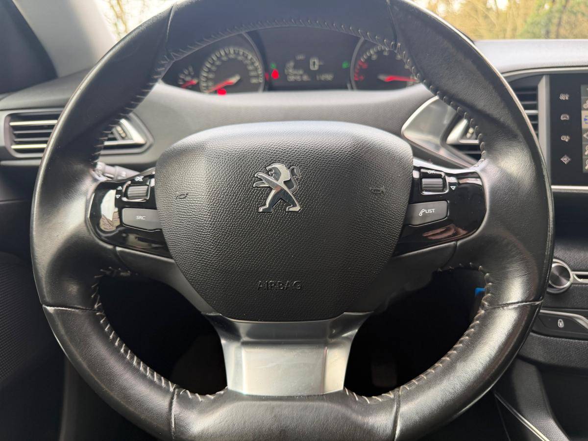 peugeot-308-2014-gasolina-1598cc