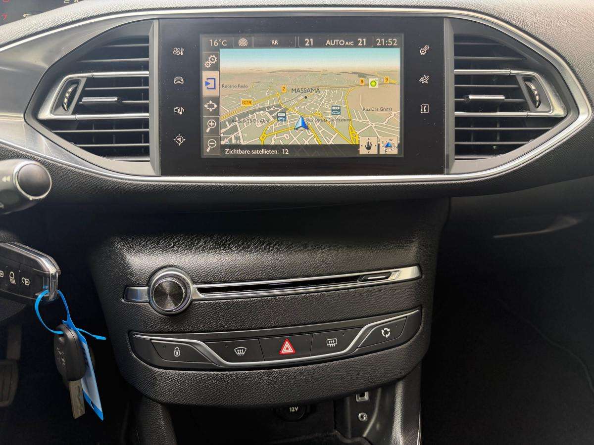 peugeot-308-2014-gasolina-1598cc