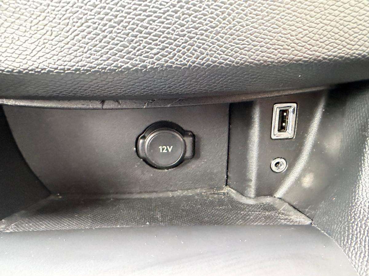 peugeot-308-2014-gasolina-1598cc
