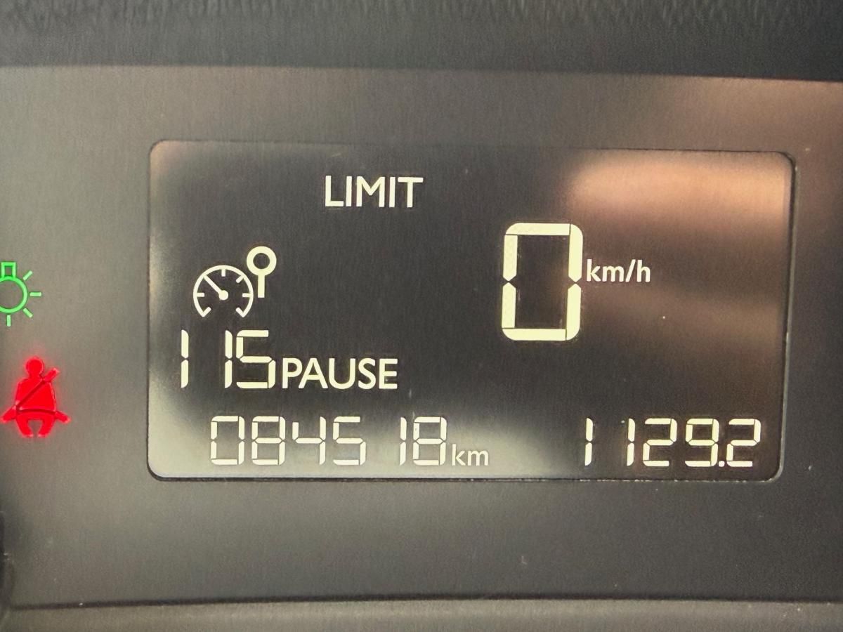 peugeot-308-2014-gasolina-1598cc