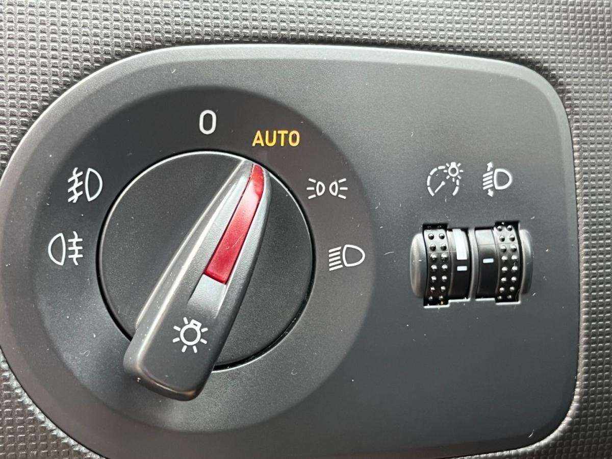 seat-ibiza-st-2011-diesel-1199cc