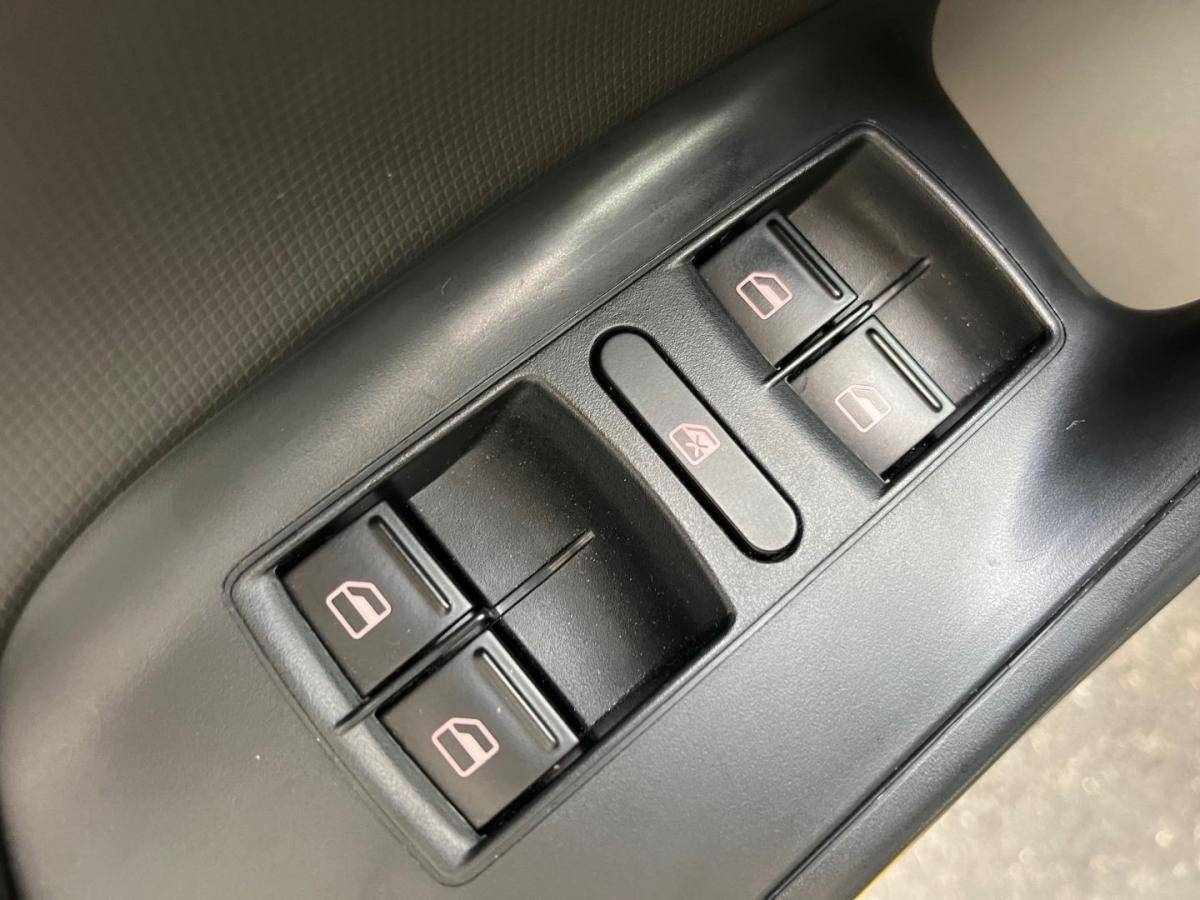 seat-ibiza-st-2011-diesel-1199cc