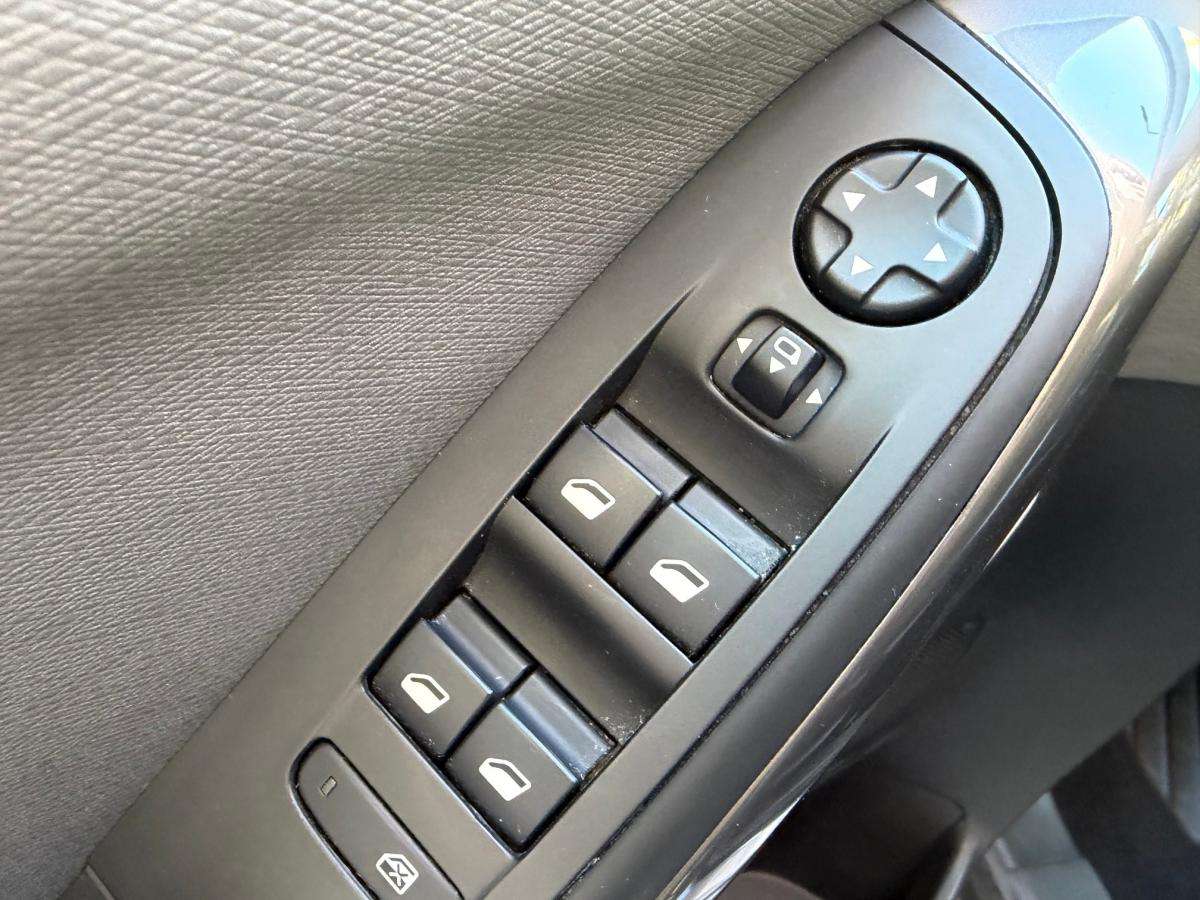 citroen-c4-2019-diesel-1499cc