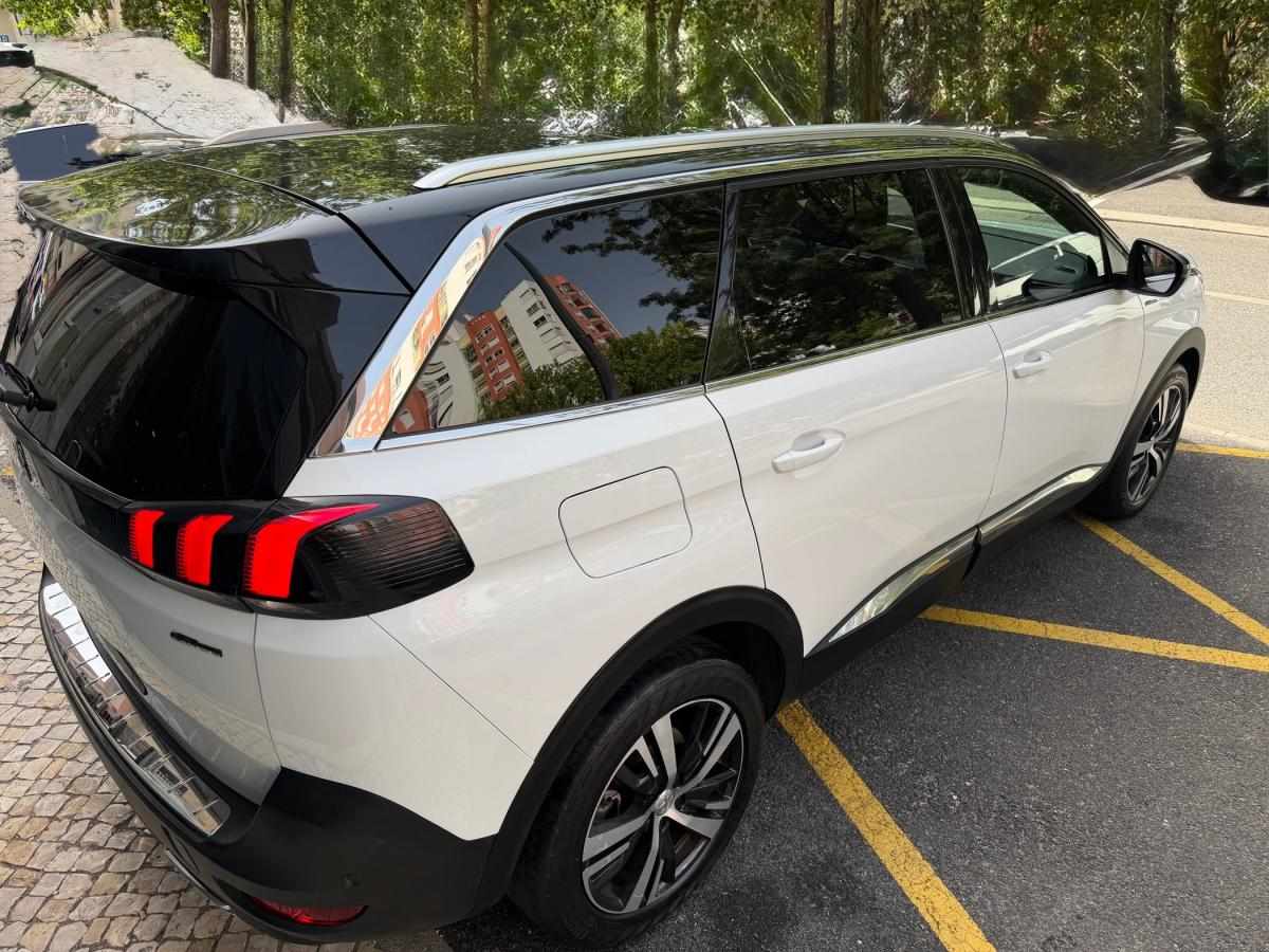 peugeot-5008-2018-diesel-1560cc