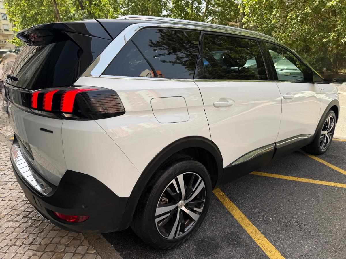 peugeot-5008-2018-diesel-1560cc