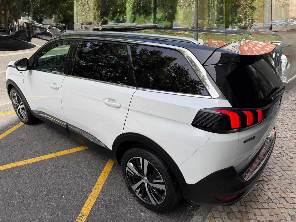 peugeot-5008-2018-diesel-1560cc