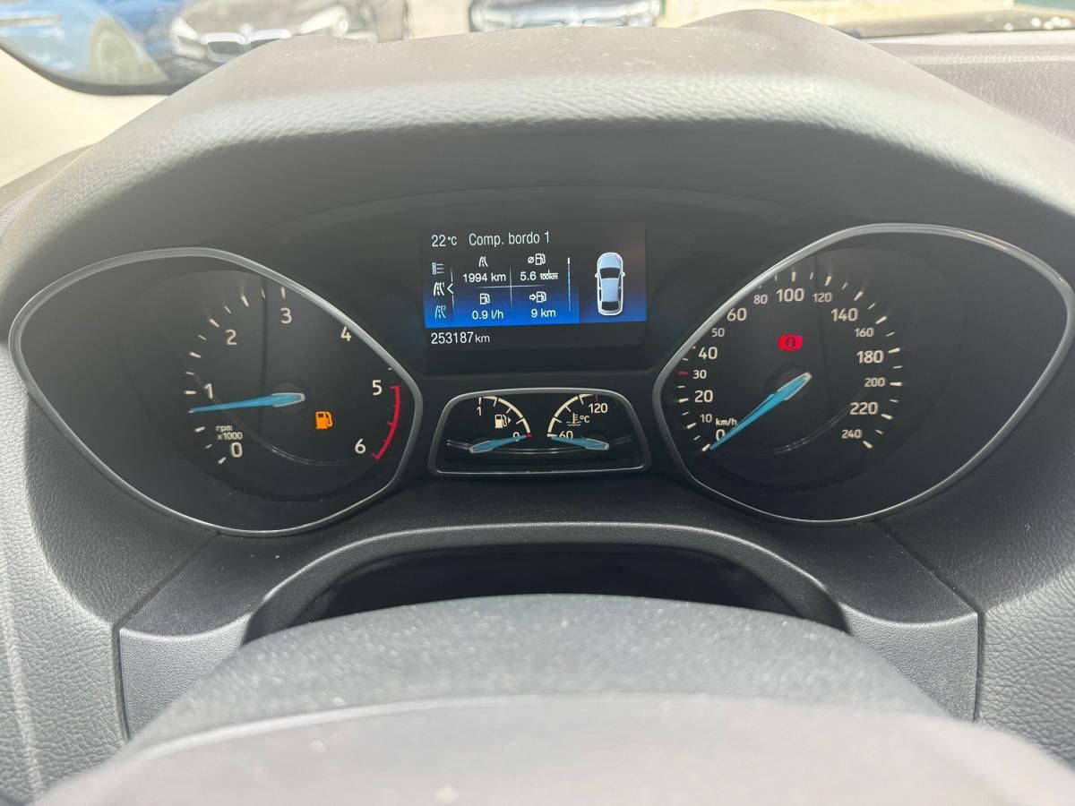 ford-focus-sw-2018-diesel-1499cc
