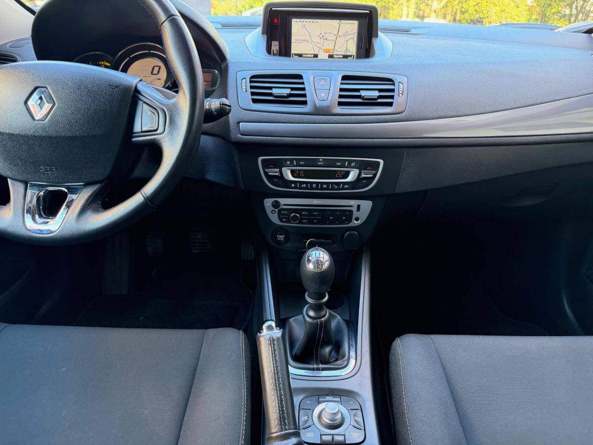 renault-megane-sport-tourer-2016-diesel-1461cc