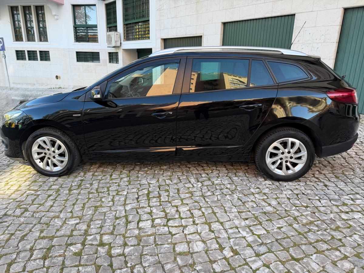 renault-megane-sport-tourer-2016-diesel-1461cc