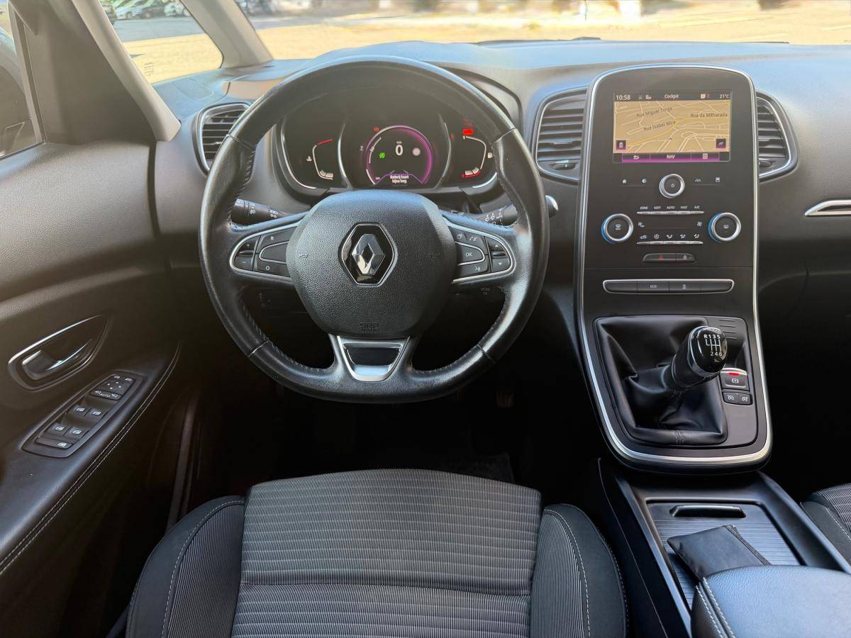 renault-grand-scenic-2017-gasolina-1197cc