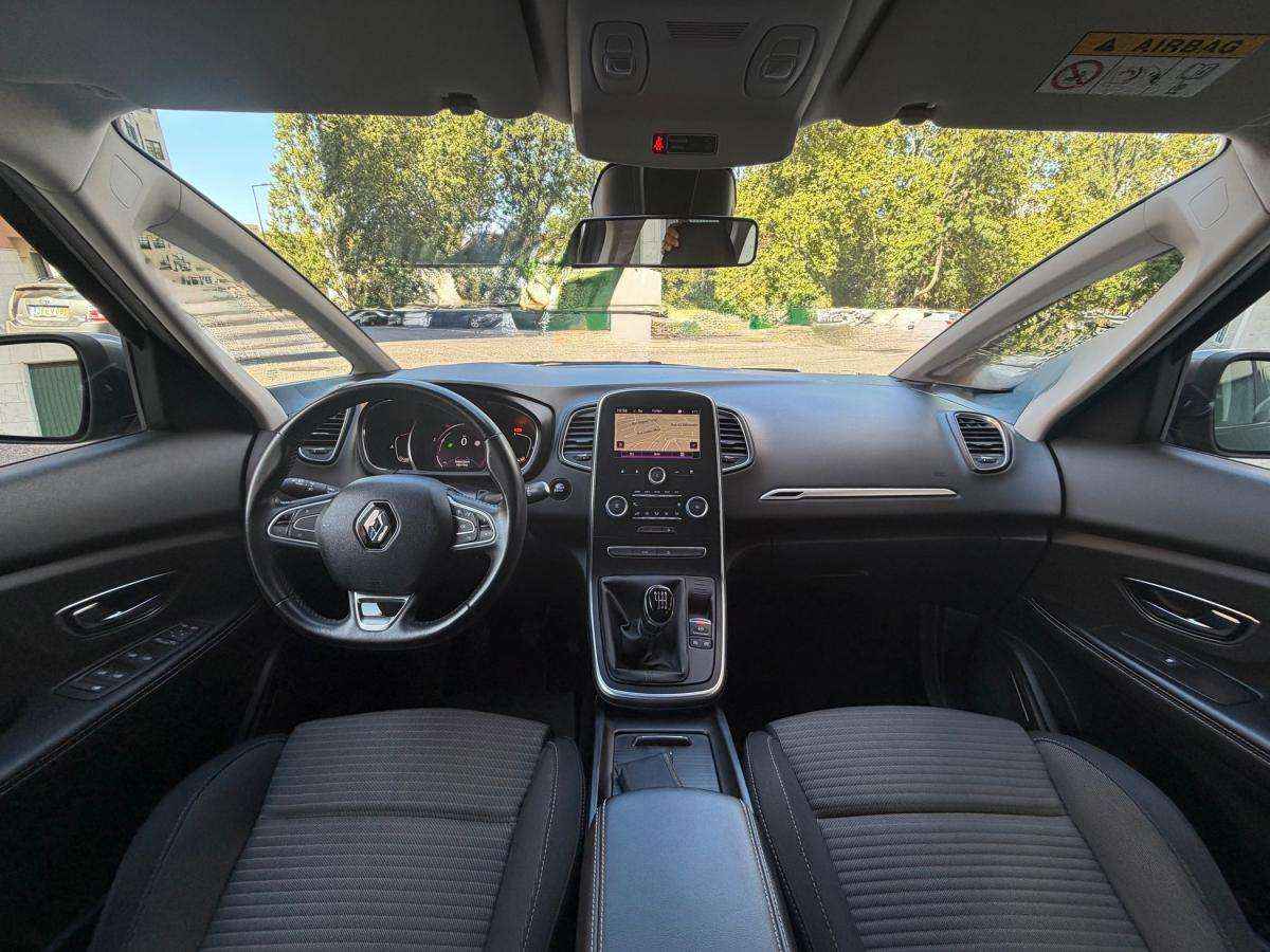 renault-grand-scenic-2017-gasolina-1197cc