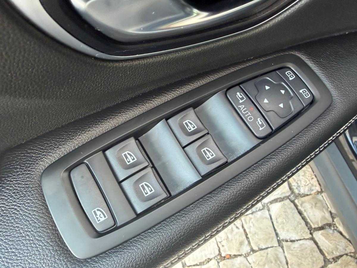 renault-grand-scenic-2017-gasolina-1197cc