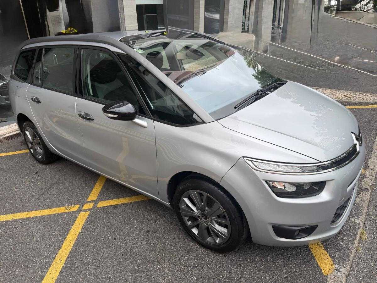 citroen-c4-grand-picasso-2015-diesel-1560cc