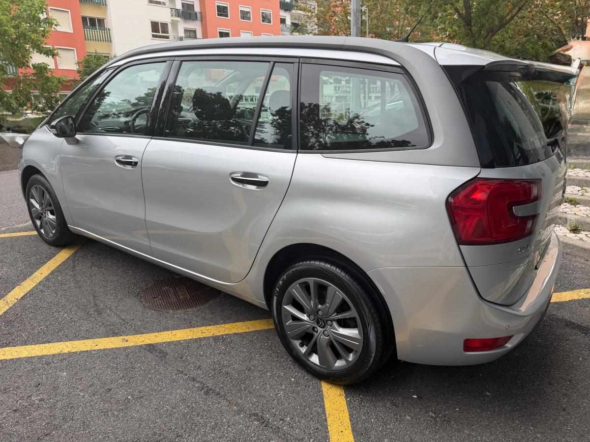 citroen-c4-grand-picasso-2015-diesel-1560cc