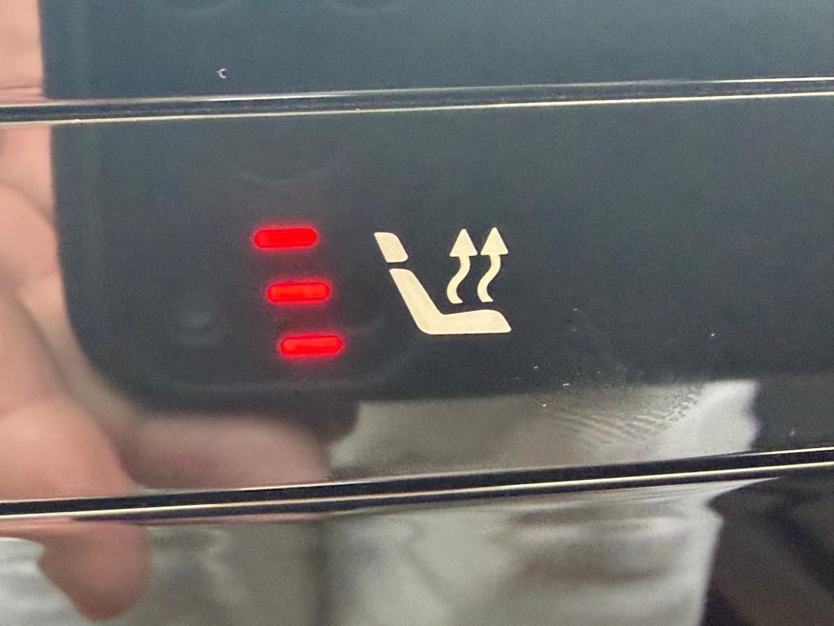 mercedes-benz-classe-c-2022-hibrido-a-gasolina-1999cc