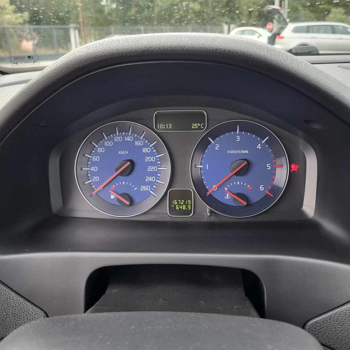 volvo-c30-1-6-drive-2012-diesel-1560cc