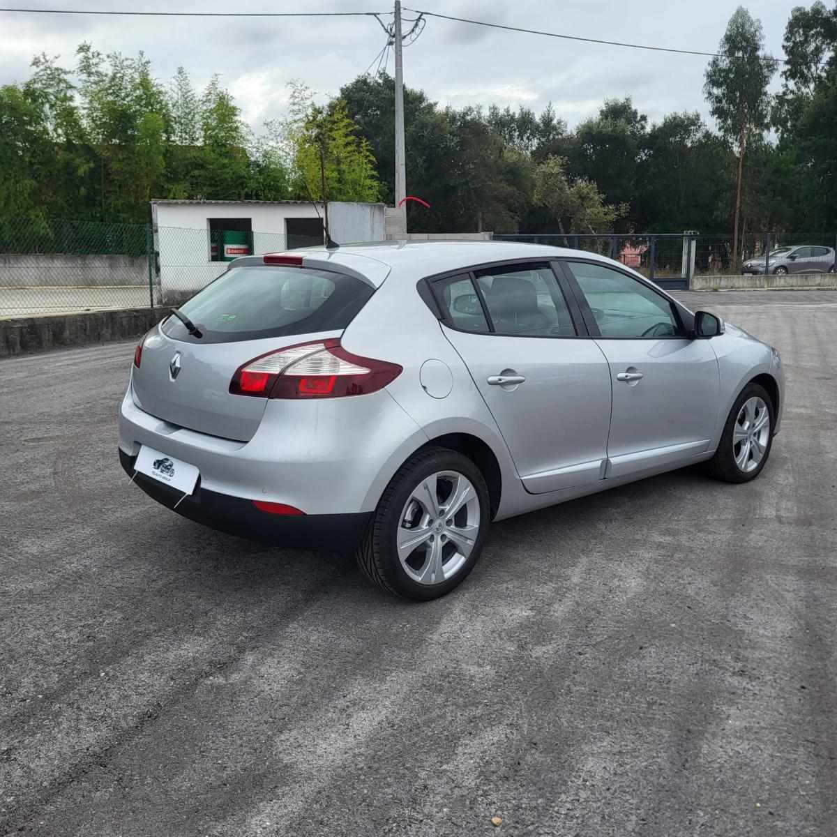renault-megane-1-5-dci-2015-diesel-1461cc