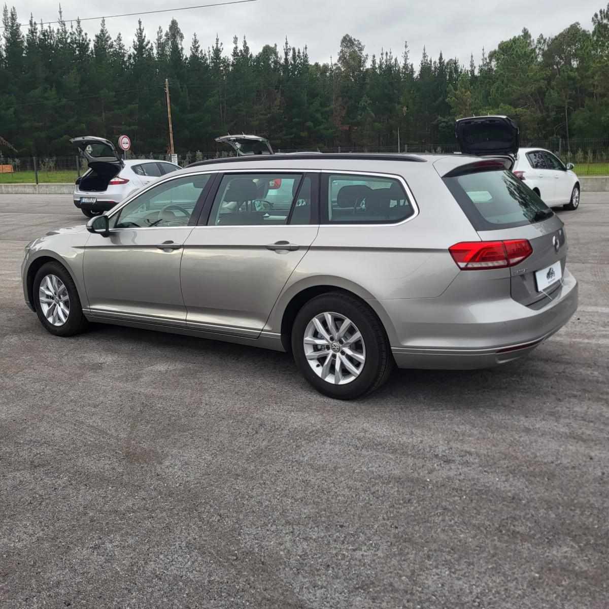 volkswagen-passat-1-6-tdi-bluemotion-2016-diesel-1598cc