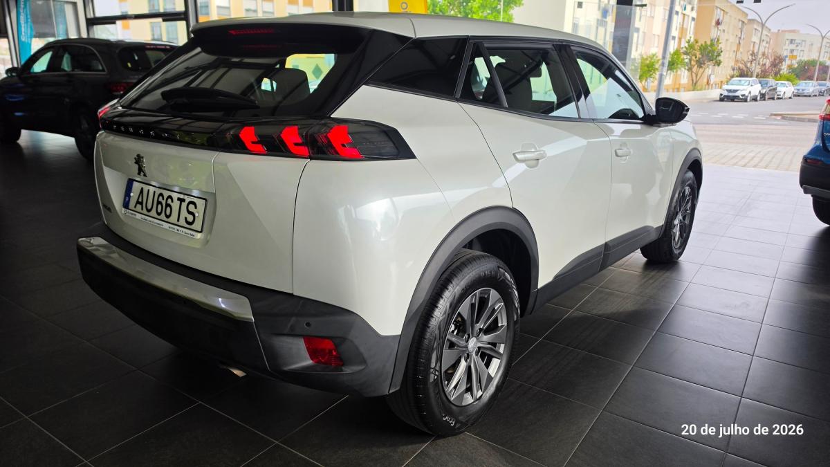 peugeot-2008-2022-gasolina-1199cc