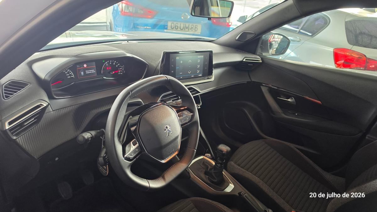peugeot-2008-2022-gasolina-1199cc