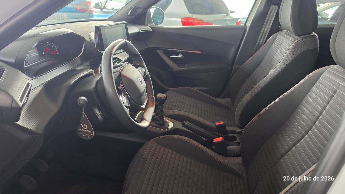 peugeot-2008-2022-gasolina-1199cc