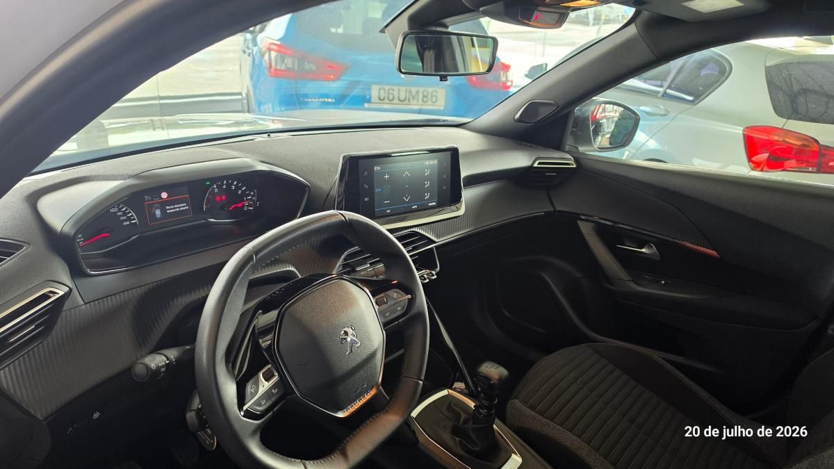 peugeot-2008-2022-gasolina-1199cc