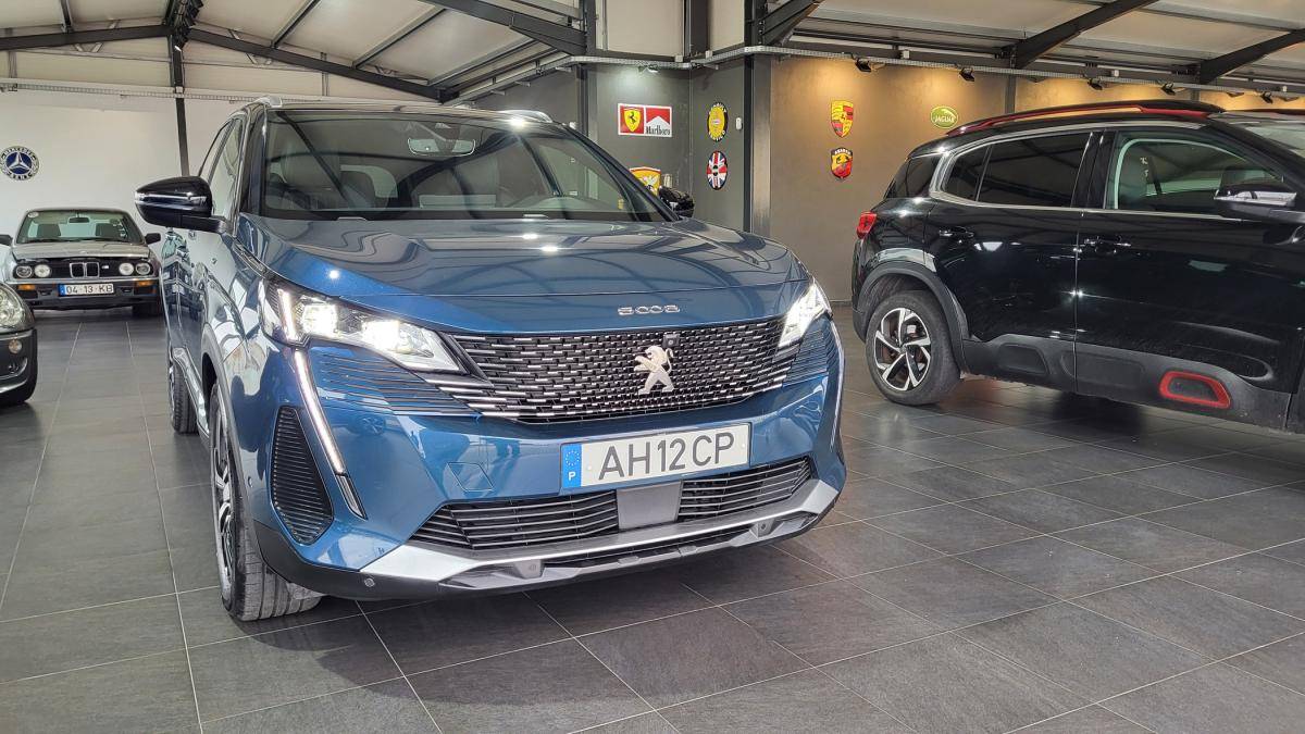 peugeot-5008-2021-diesel-1499cc