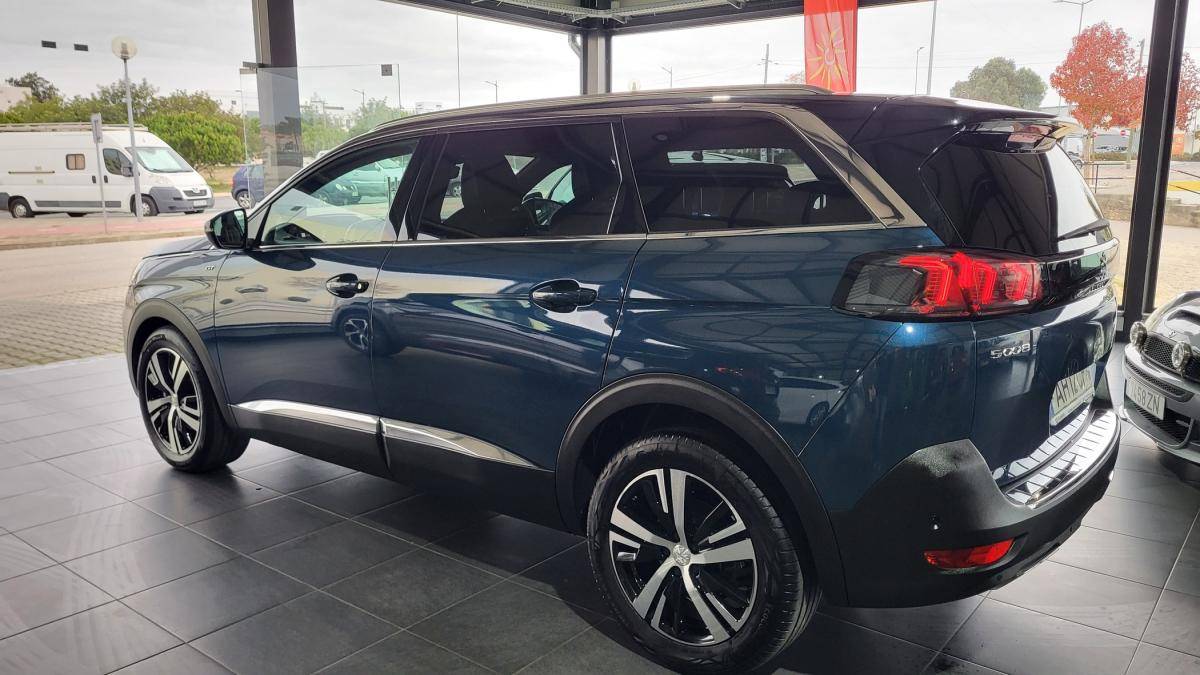 peugeot-5008-2021-diesel-1499cc
