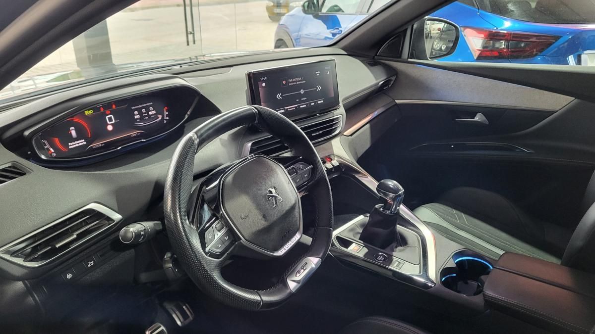 peugeot-5008-2021-diesel-1499cc