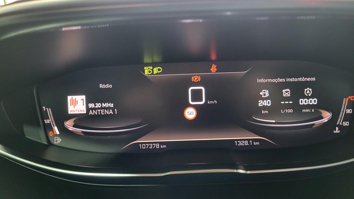 peugeot-5008-2021-diesel-1499cc
