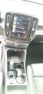 volvo-xc40-2021-hibrido-a-gasolina-1477cc