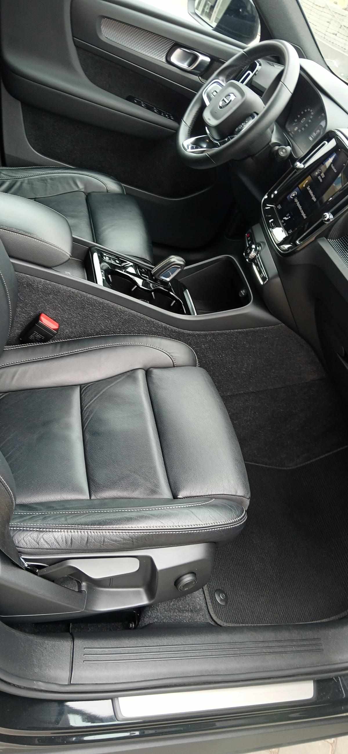 volvo-xc40-2021-hibrido-a-gasolina-1477cc