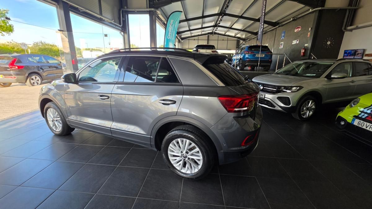 volkswagen-t-roc-2023-gasolina-999cc
