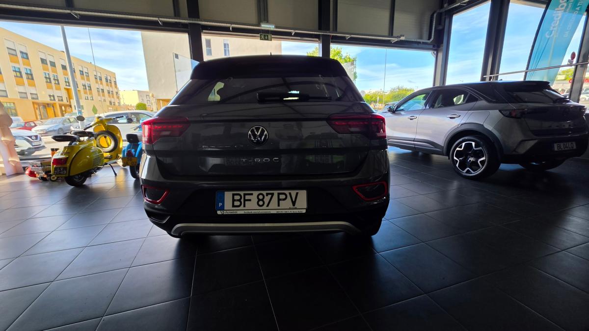 volkswagen-t-roc-2023-gasolina-999cc