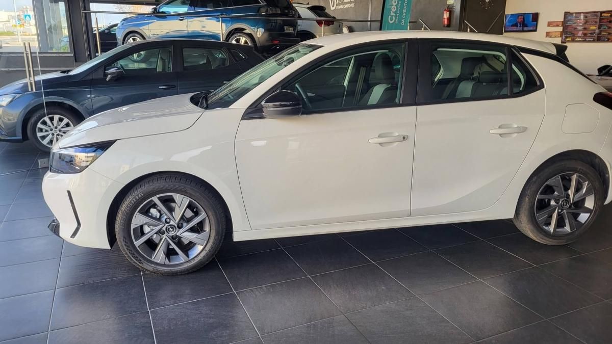 opel-corsa-2023-gasolina-1199cc
