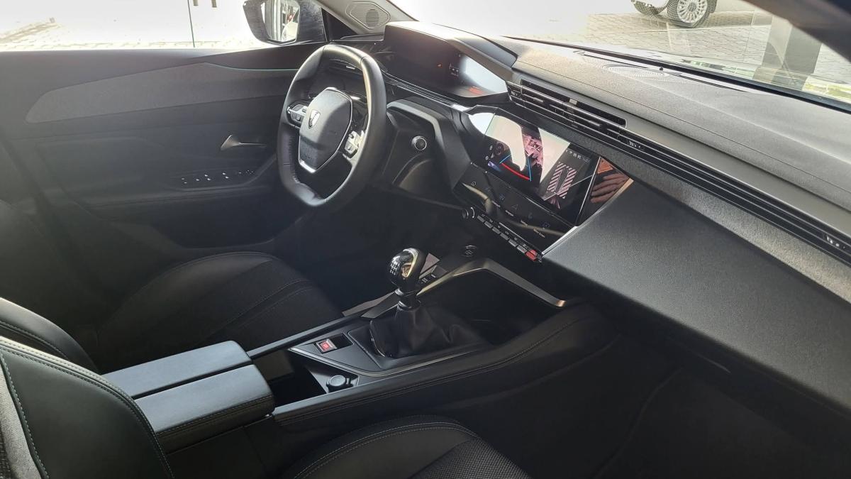 peugeot-308-sw-2022-diesel-1499cc