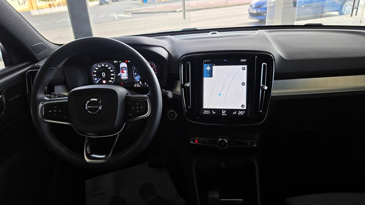 volvo-xc40-2022-hibrido-a-gasolina-1477cc