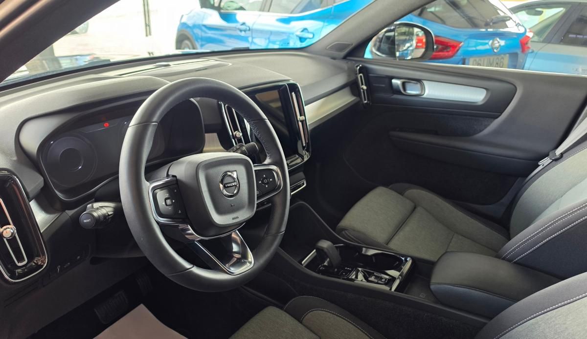 volvo-xc40-2022-hibrido-a-gasolina-1477cc