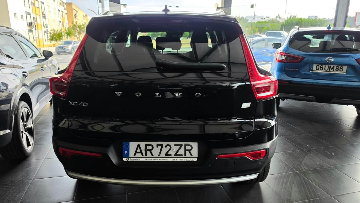 volvo-xc40-2022-hibrido-a-gasolina-1477cc
