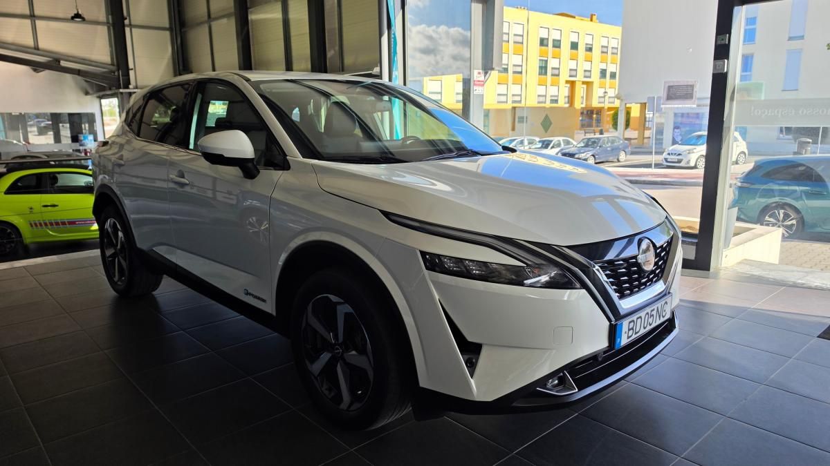 nissan-qashqai-2023-hibrido-a-gasolina-1497cc