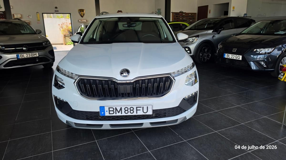 skoda-kamiq-2024-gasolina-999cc