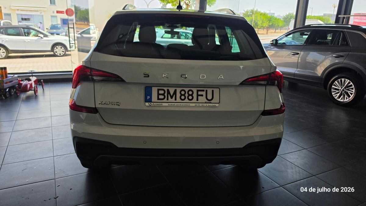 skoda-kamiq-2024-gasolina-999cc