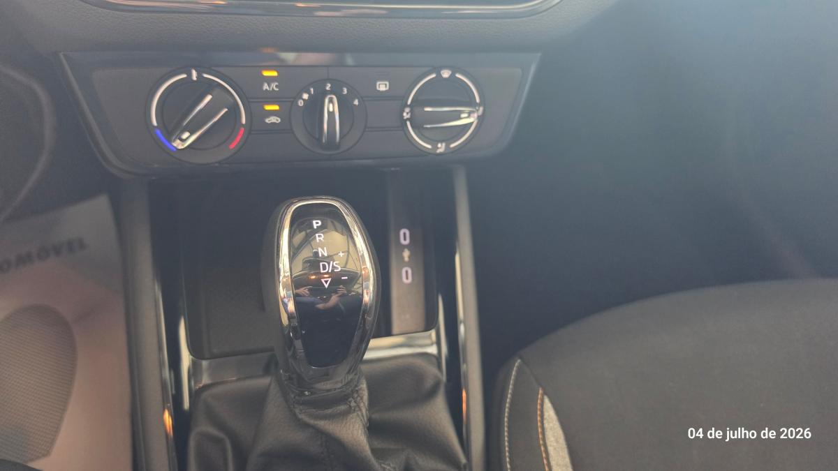skoda-kamiq-2024-gasolina-999cc