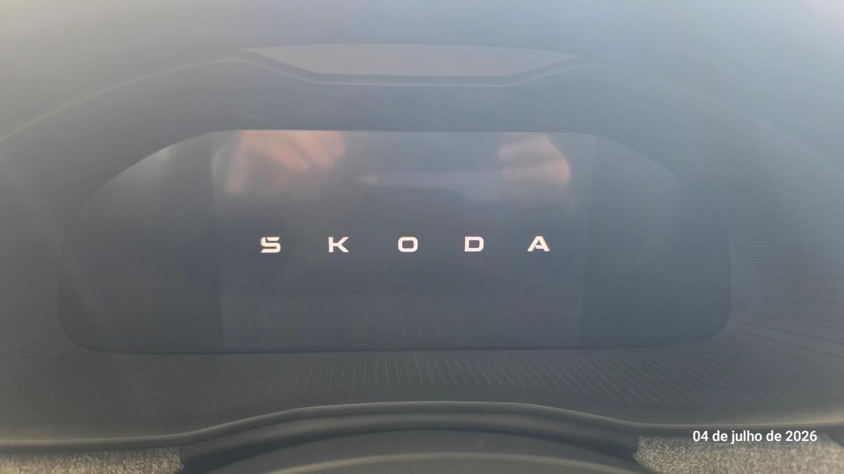 skoda-kamiq-2024-gasolina-999cc