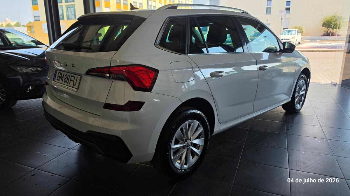 skoda-kamiq-2024-gasolina-999cc