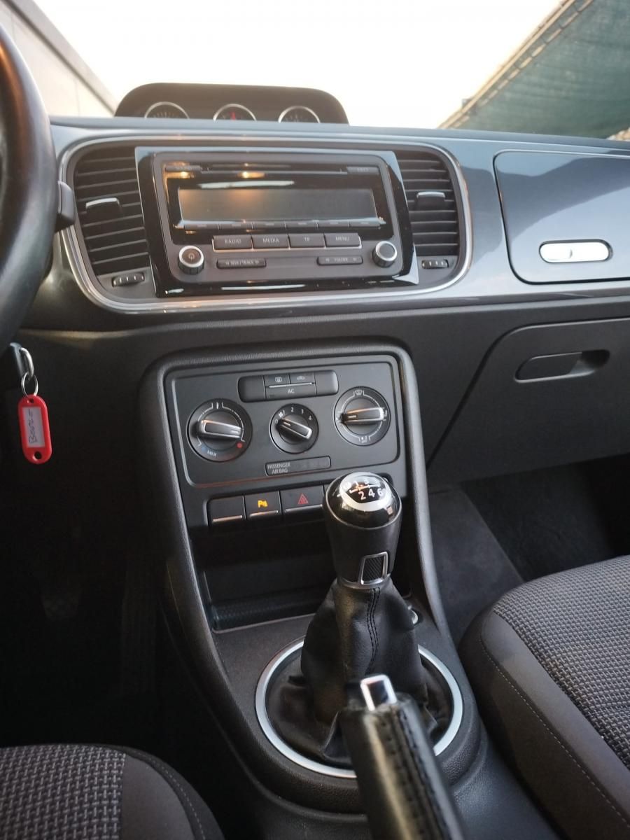 volkswagen-beetle-2013-gasolina-1197cc