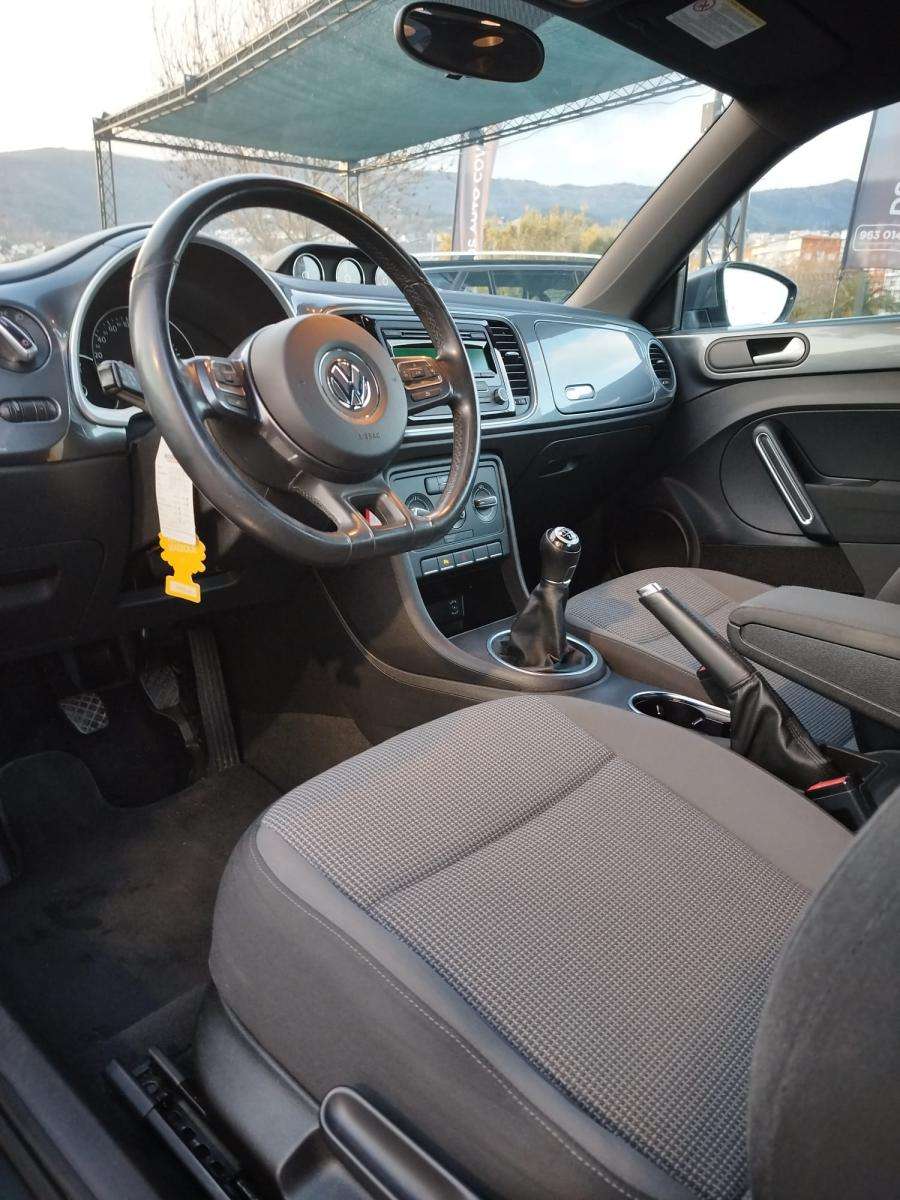 volkswagen-beetle-2013-gasolina-1197cc