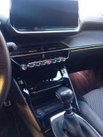 peugeot-2008-2023-gasolina-1199cc